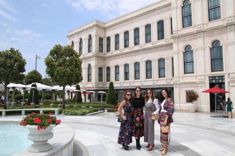 Influenciadoras Camila Almeida, Lari Duarte, Luisa Accorsi e Mariah Bernardes no Four Seasons Bosphorus