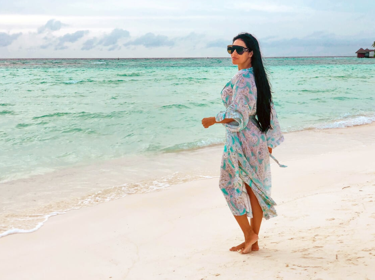 Simaria curte as Ilhas Maldivas com a família