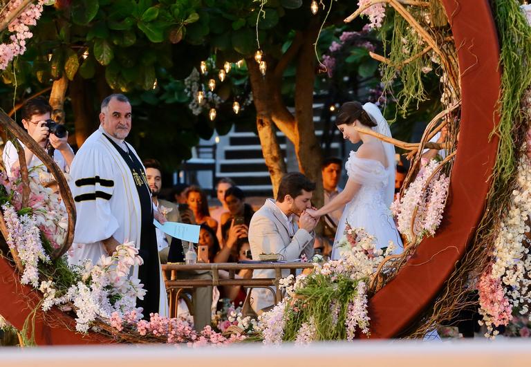 Casamento Camila Queiroz e Klebber Toledo 