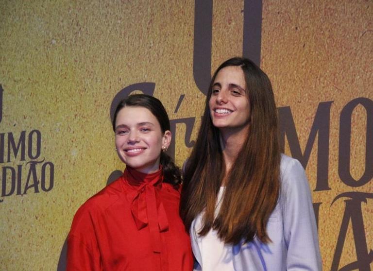 Bruna Linzmeyer e sua namorada, Priscila Visman