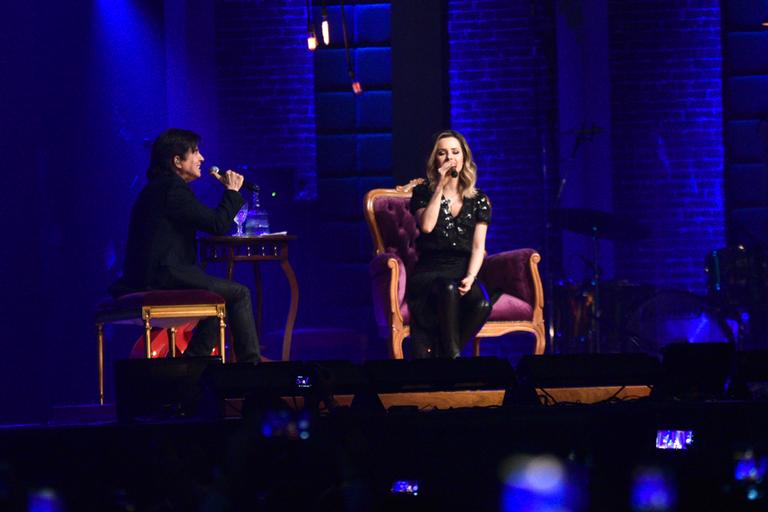 Sandy e Xororó cantam juntos durante show em São Paulo