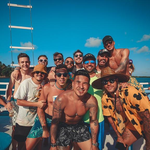 Neymar Jr. e amigos 