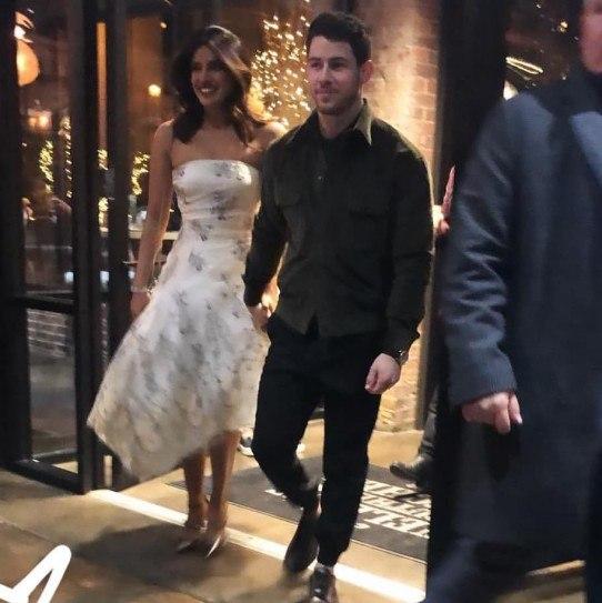 Nick Jonas e Priyanka Chopra organizam recepção de casamento na Carolina do Norte