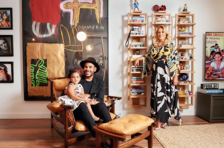 Hugo Gloss abre a sua casa repleta de referências pop no Rio de Janeiro, Casas de famosos