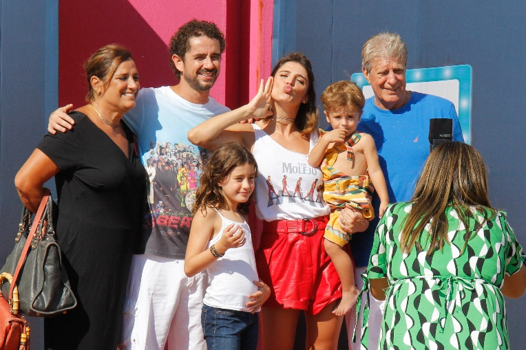 Rafa Brites e Felipe Andreoli comemoram o aniversário de 2 anos do filho, Rocco