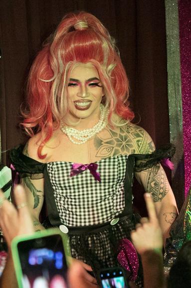 Whindersson Nunes se monta como drag queen em festa com Pabllo Vittar