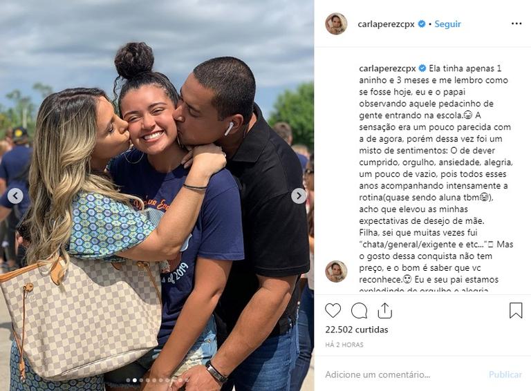 Carla Perez faz emocionante homenagem para filha que se formou