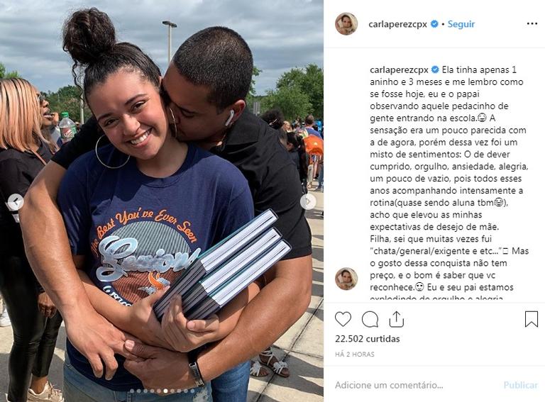 Carla Perez faz emocionante homenagem para filha que se formou