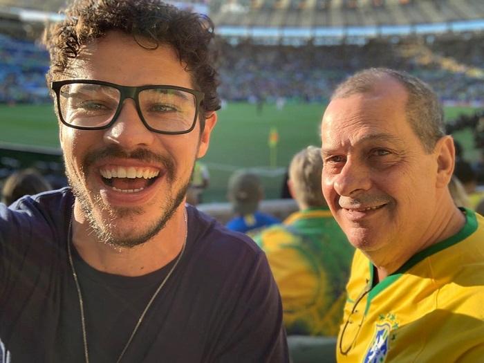 José Loreto no jogo do Brasil