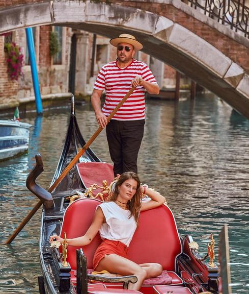 Isabeli Fontana divide com seus seguidores lindos cliques de sua viagem à Veneza 