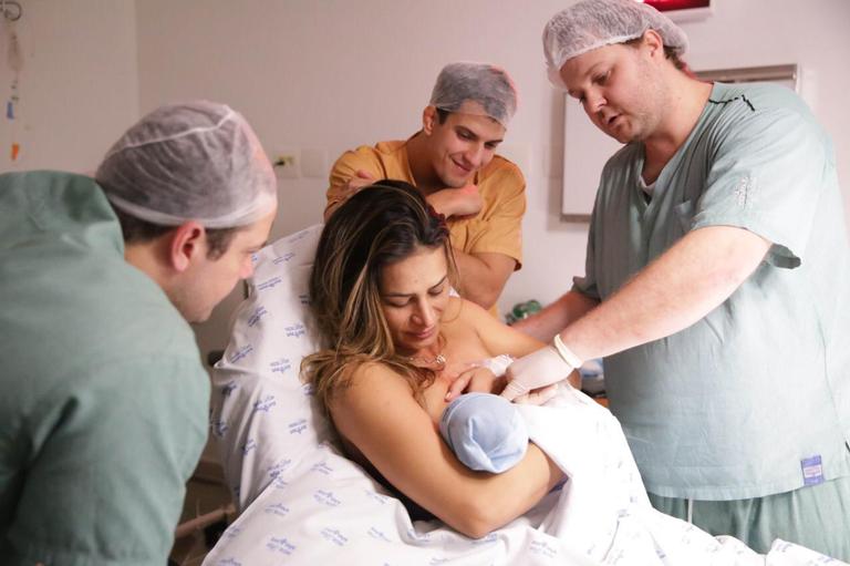 Segundo filho de Lucilene Caetano e Felipe Sertanejo nasce de parto normal