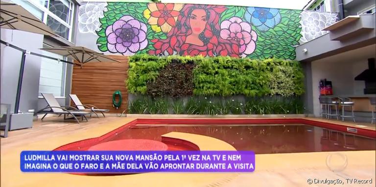 Ludmilla abre as portas de sua mansão no Rio de Janeiro 