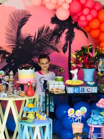 Filha de Fernanda Rodrigues e Raoni Carneiro comemora 10 anos com festa