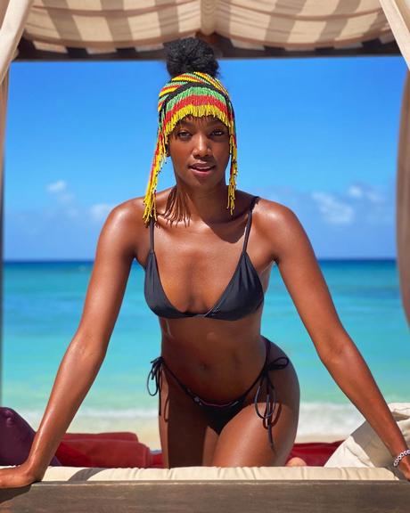 Iza compartilha cliques curtindo suas férias na Jamaica