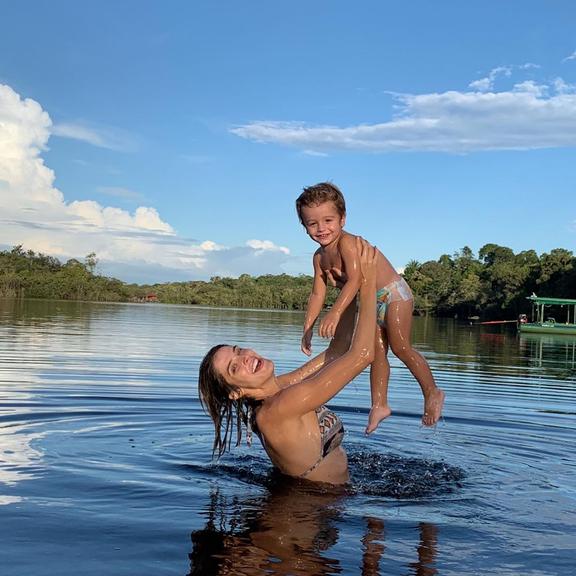 Rafa Brites relembra viagem em família à Amazônia e encanta 