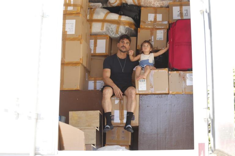 Julio Rocha se muda com a família para o interior de São Paulo