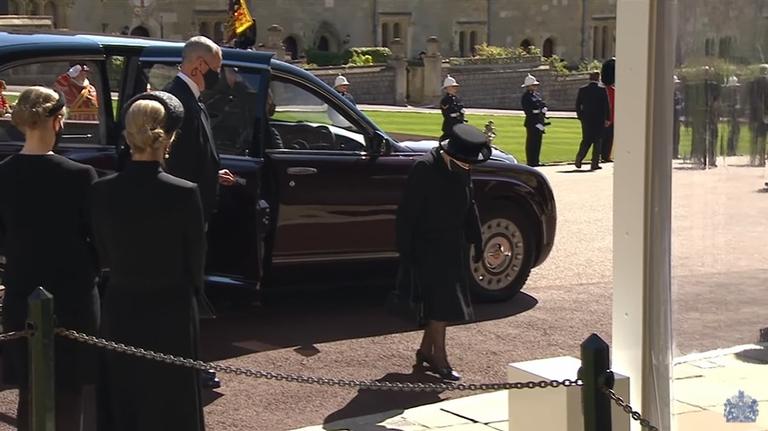 Corpo de príncipe Philip é velado em Londres